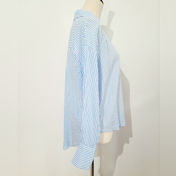Vero Moda Woman's Oversize Size Small Button Up Shirt Blue White Stripe Blouse - Picture 4 of 14